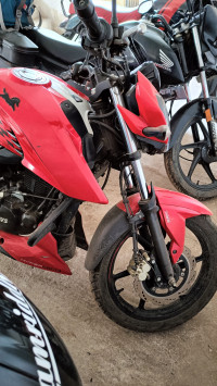 TVS Apache RTR 160 4V
