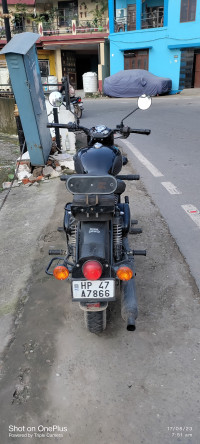 Stealth Black Royal Enfield Classic Stealth Black