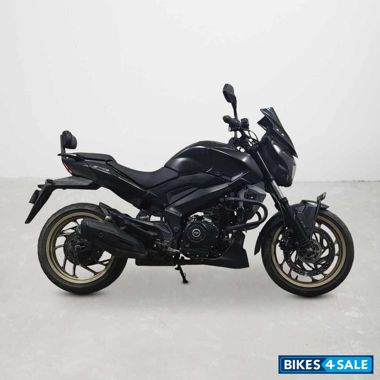 Bajaj Dominar 400