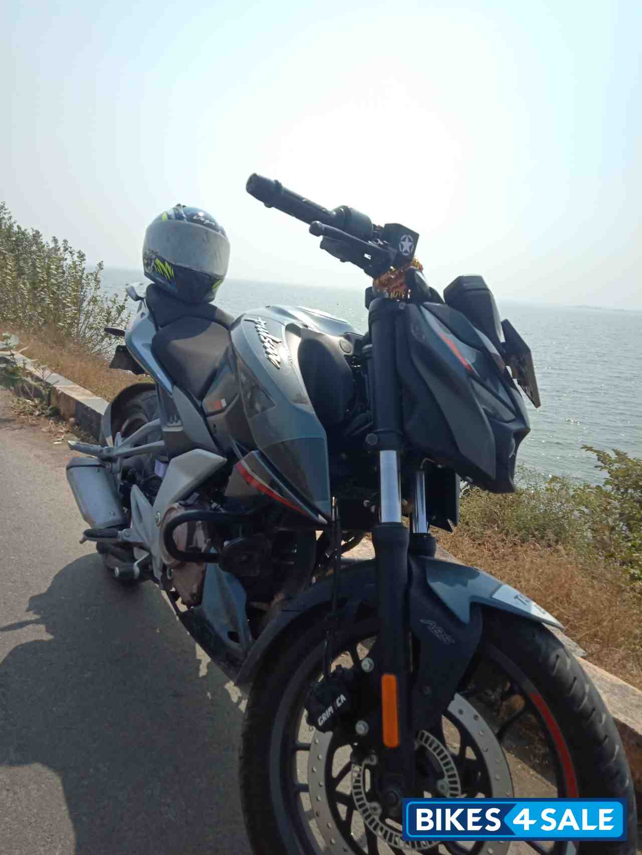 Bajaj Pulsar N250