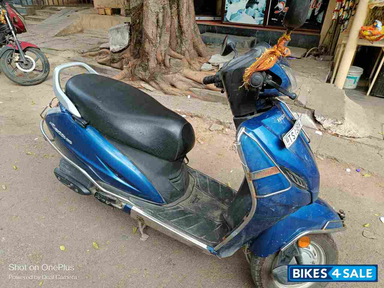 Blue Honda Activa 4G