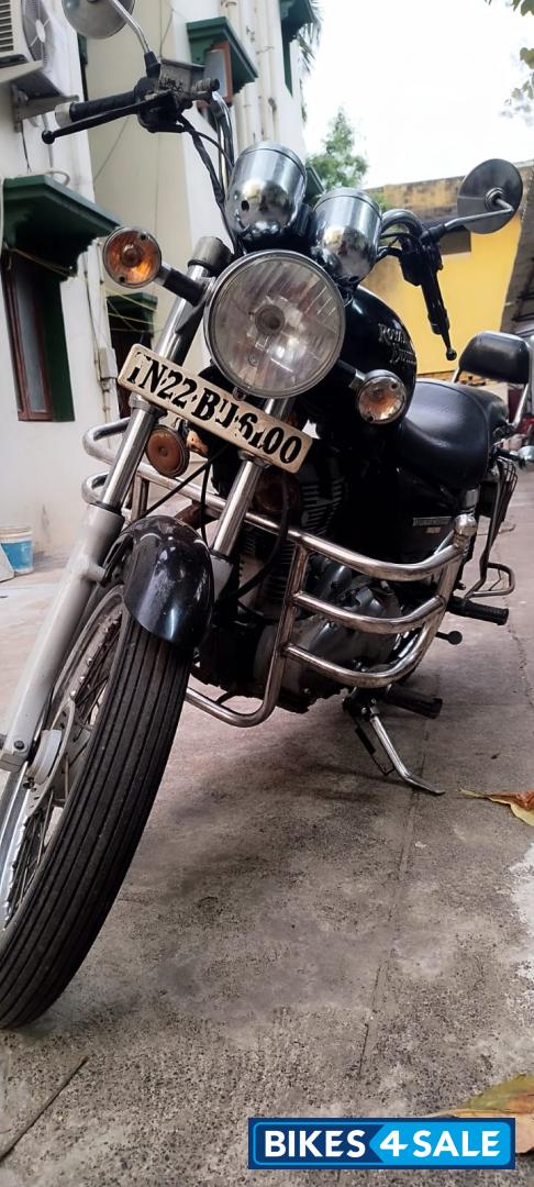 Black Royal Enfield Thunderbird TwinSpark 350