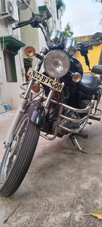 Black Royal Enfield Thunderbird TwinSpark 350