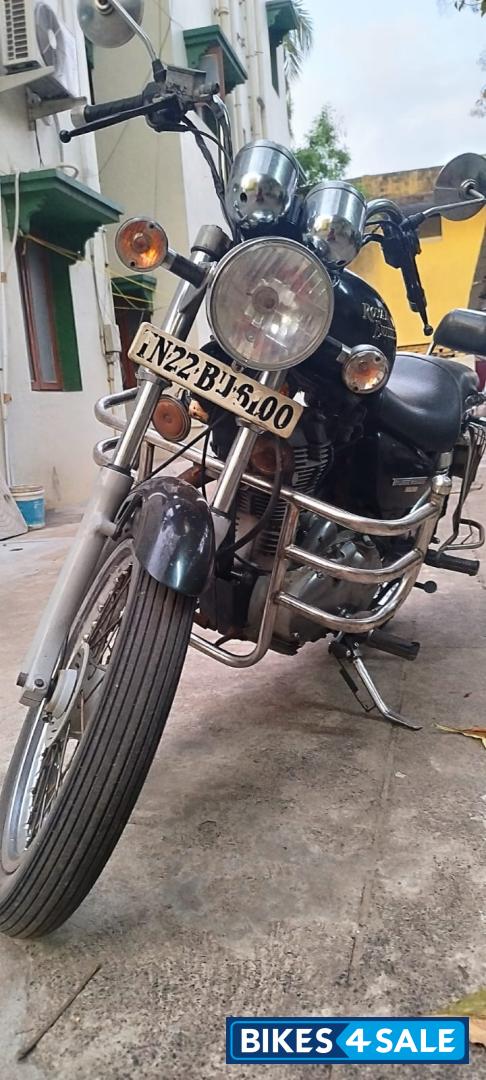 Black Royal Enfield Thunderbird TwinSpark 350