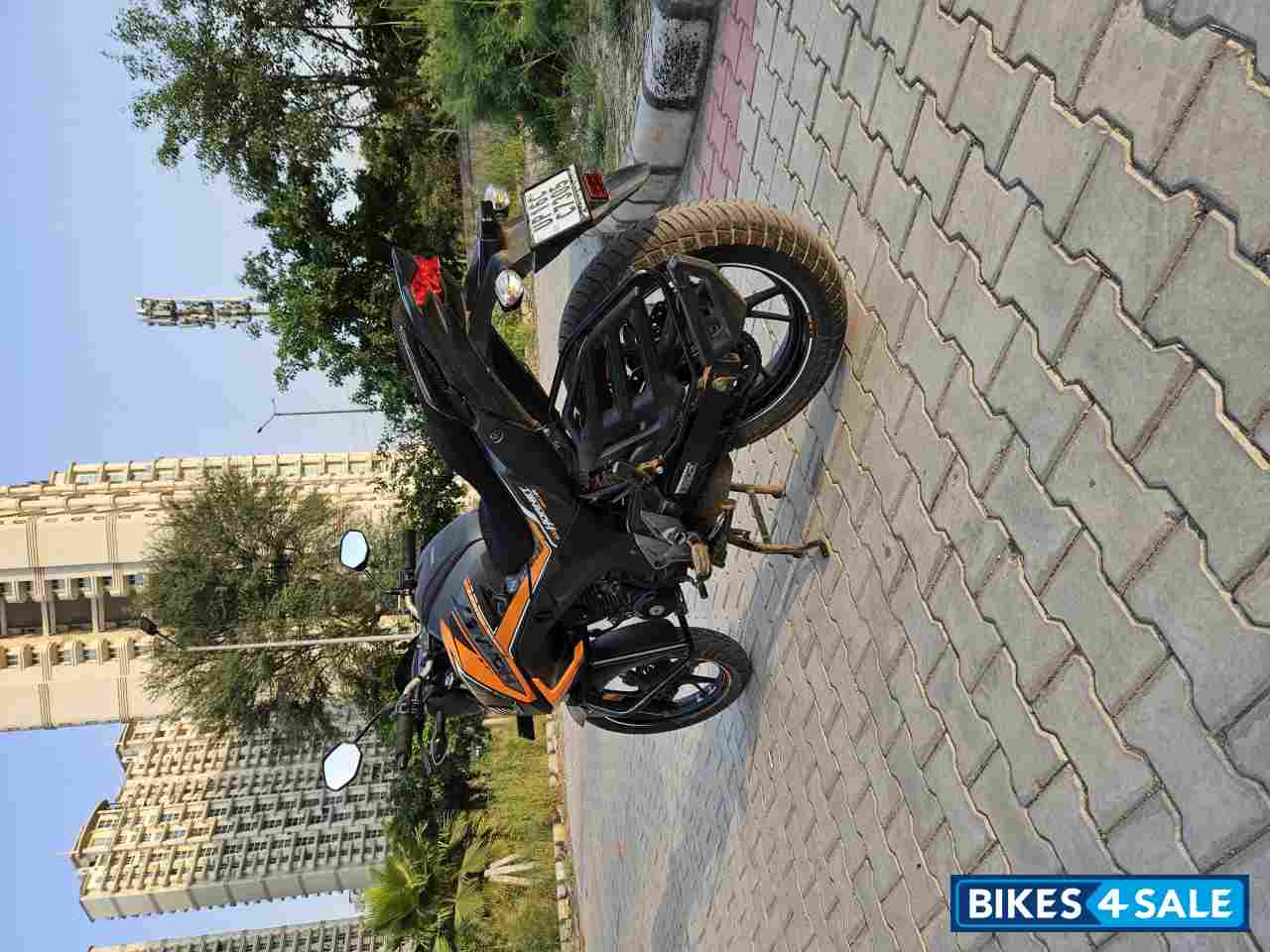 Honda CB Hornet 160R ABS