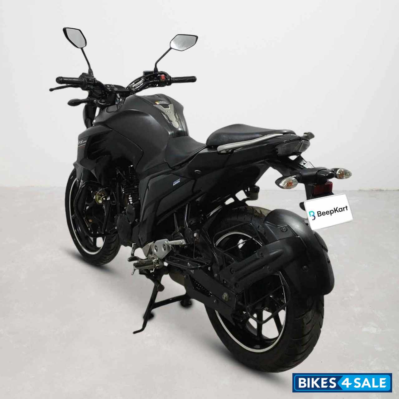 Yamaha FZ25
