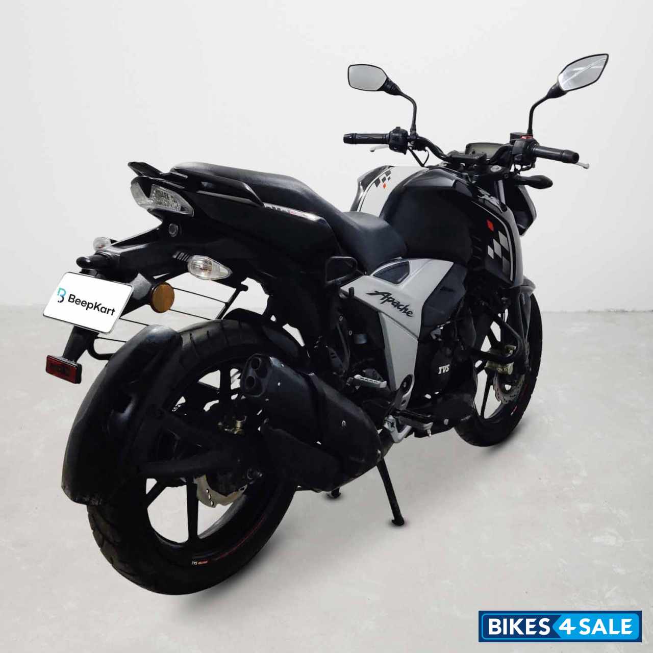TVS Apache RTR 160 4V