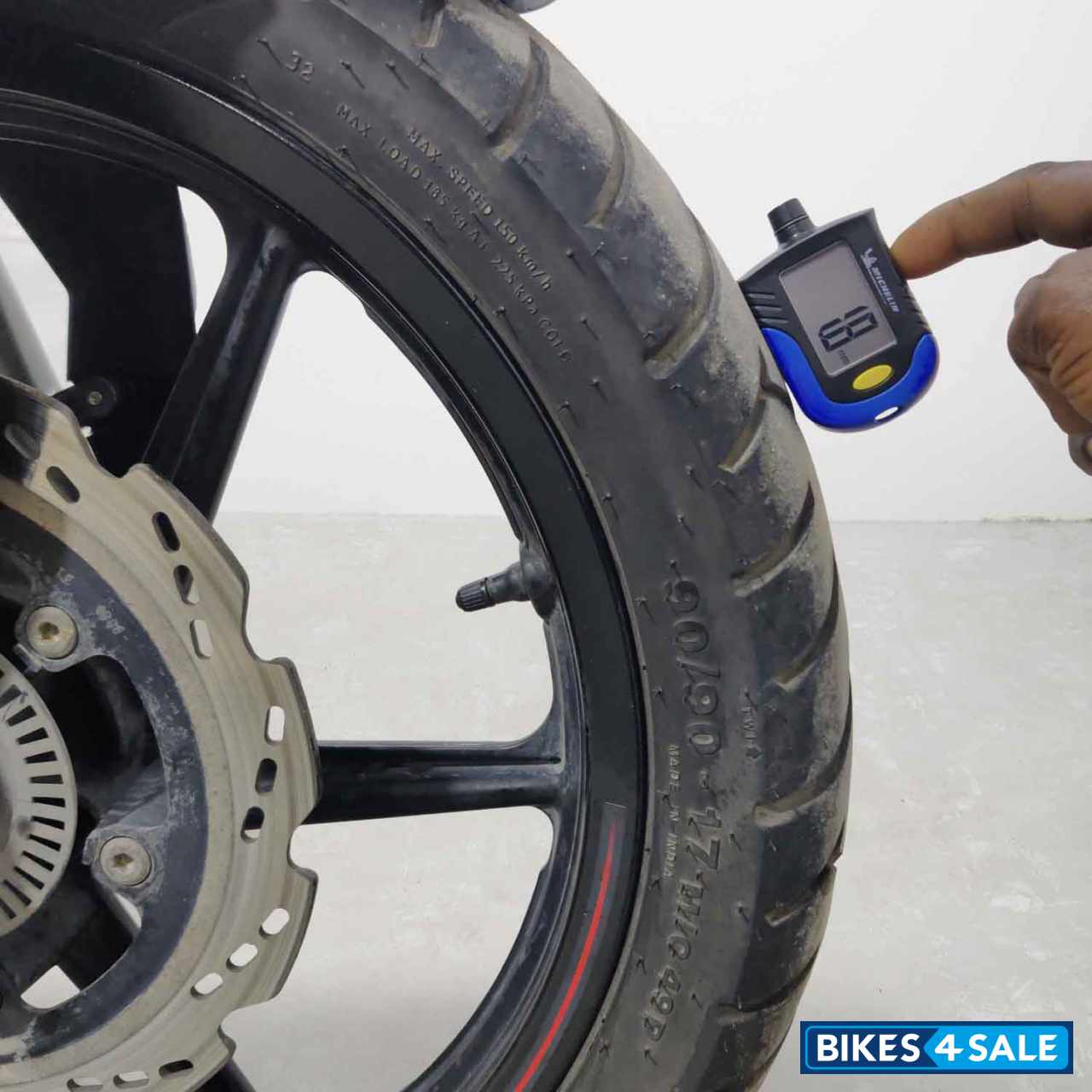 TVS Apache RTR 160 4V