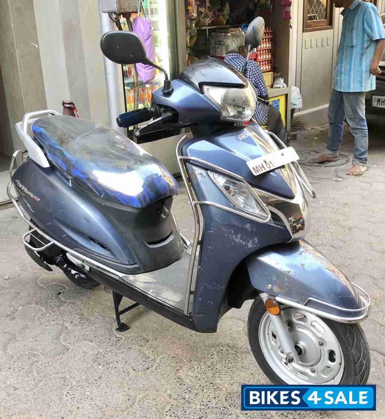 Blue Midnight Honda Activa 125