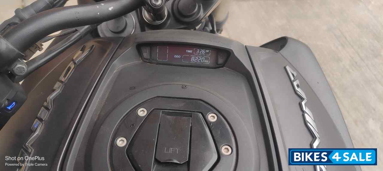 Charcoal Black Bajaj Dominar 400 ABS BS6 Charcoal Black Bajaj Dominar 400 ABS BS6