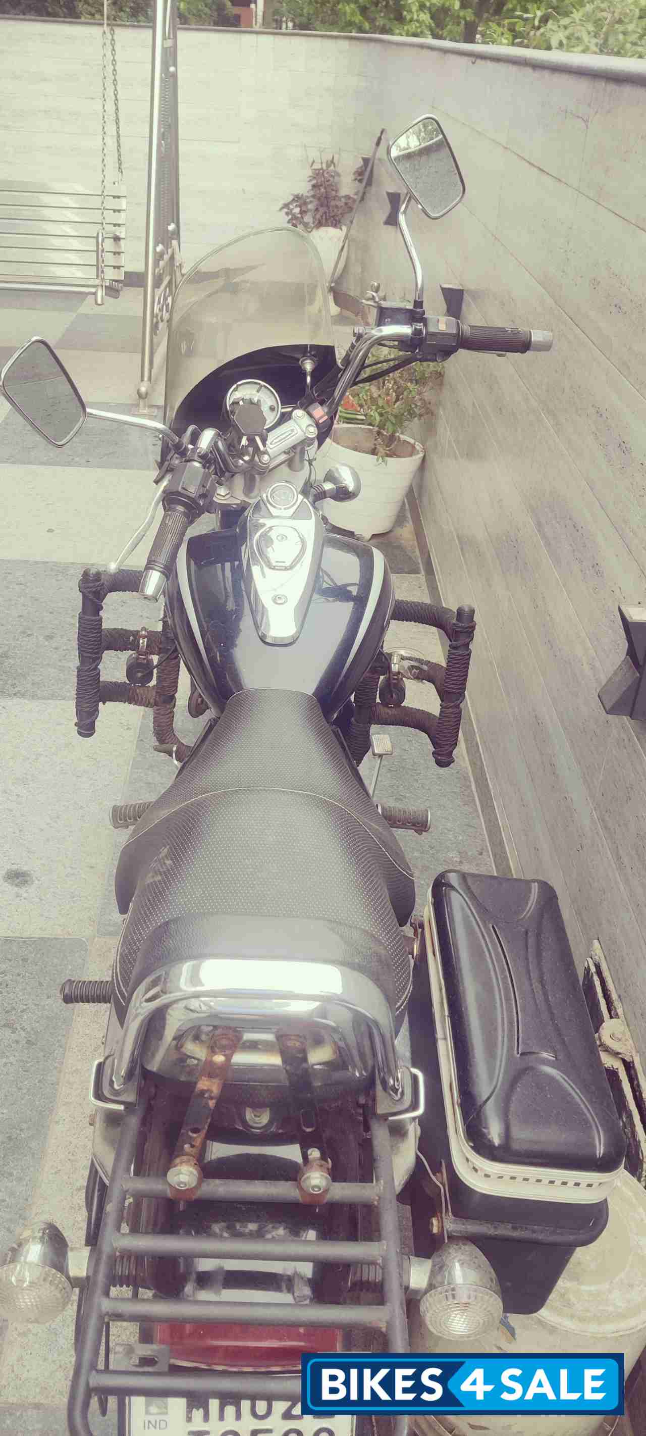 Bajaj Avenger Cruise 220