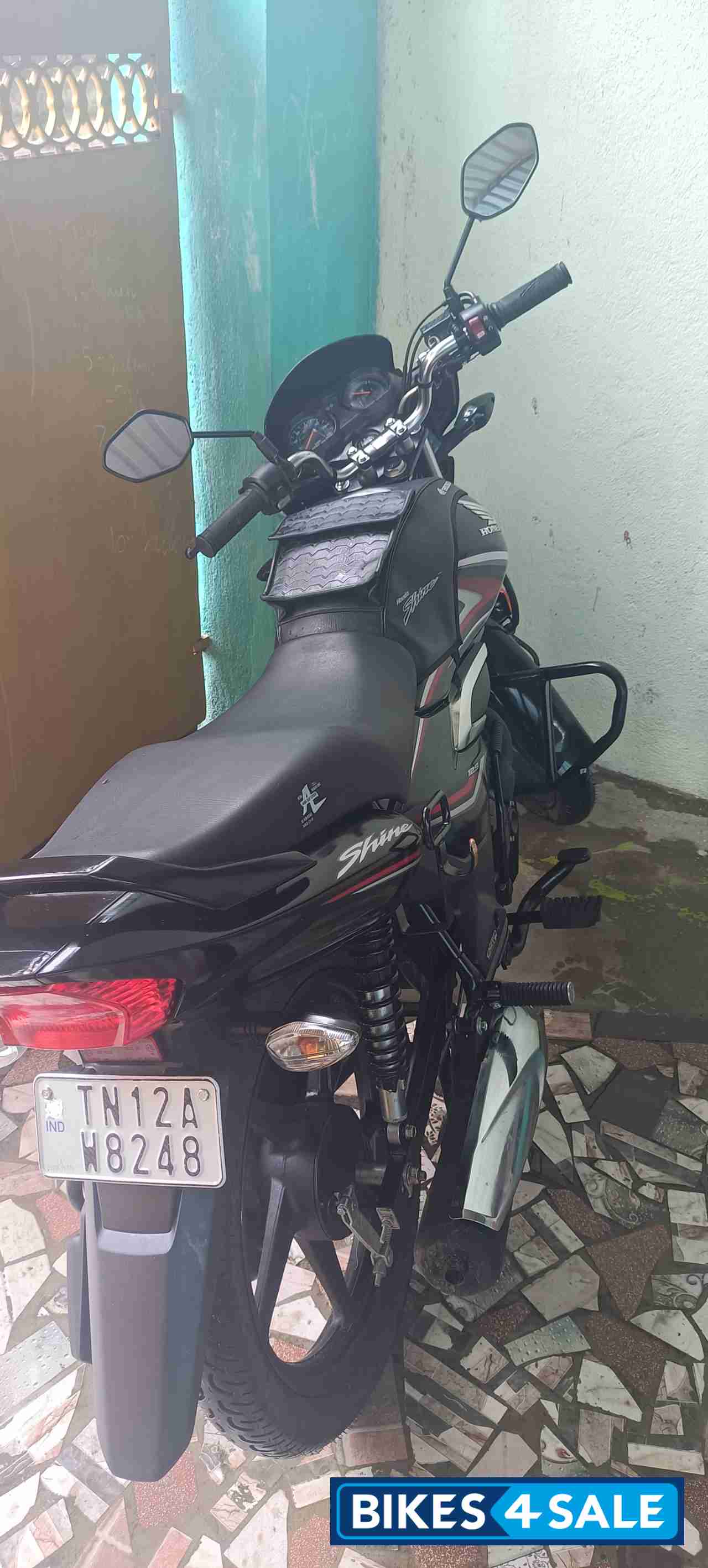 Black With Red Honda CB Shine