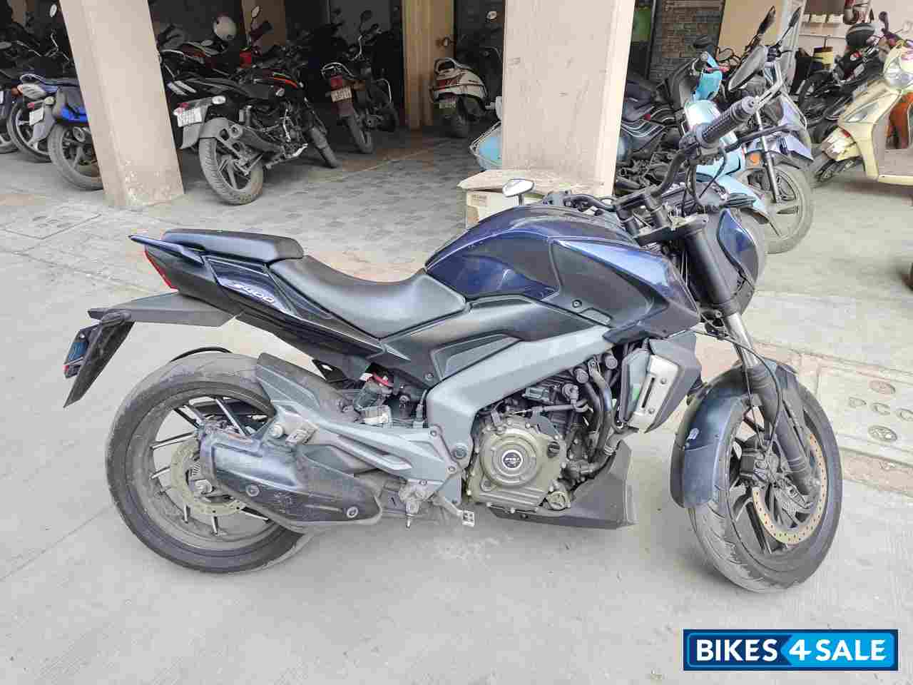 Midnight Blue Bajaj Dominar 400 ABS BS6