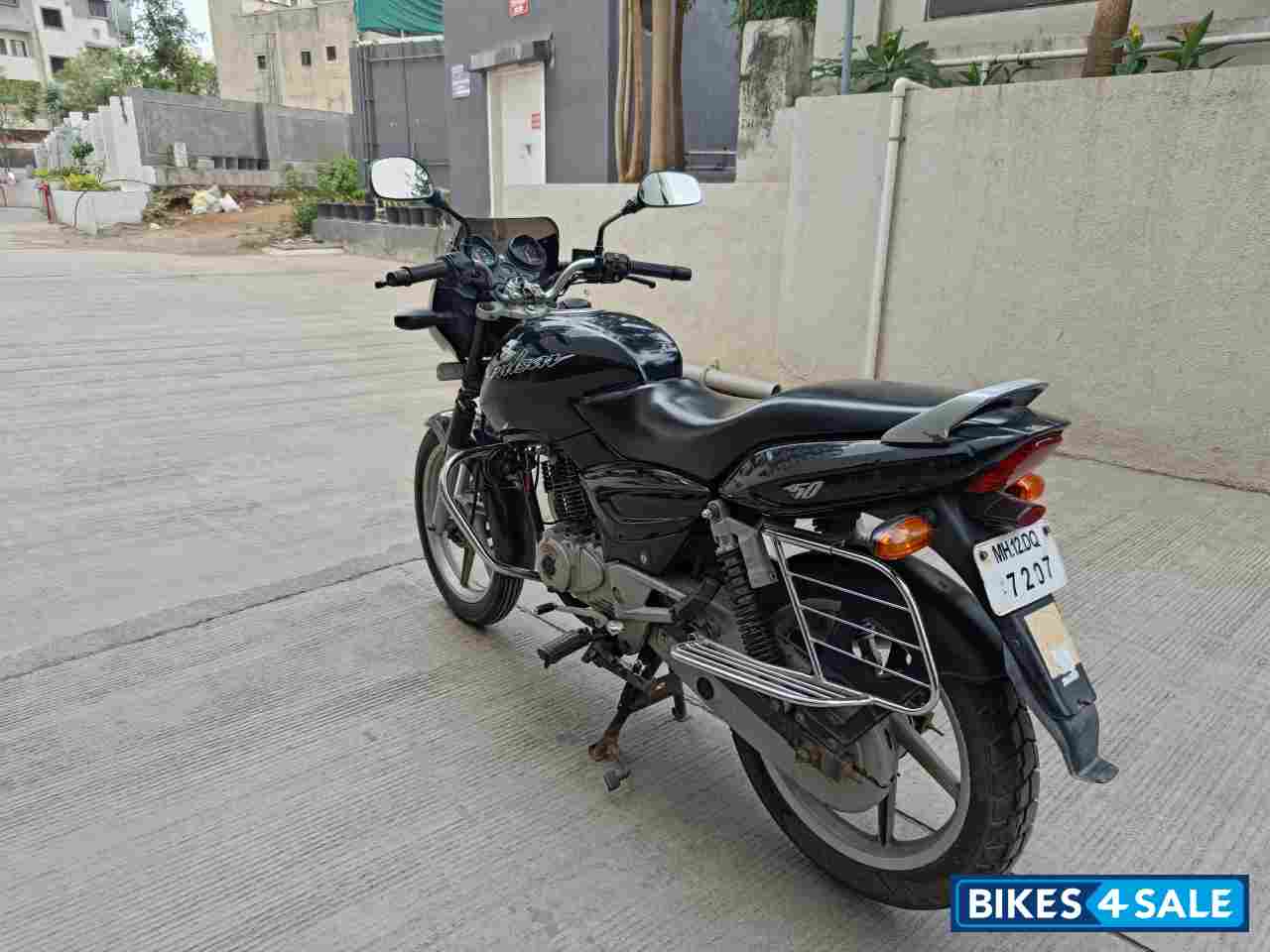 Black Bajaj Pulsar 150 DTSi