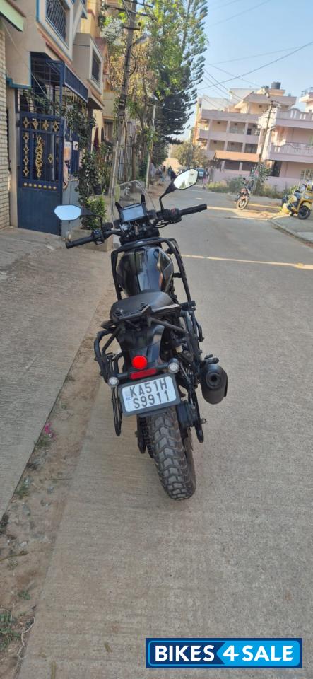 Black Yezdi Adventure Matte