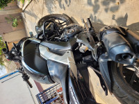 Sparkling Black Bajaj Dominar 250 2022