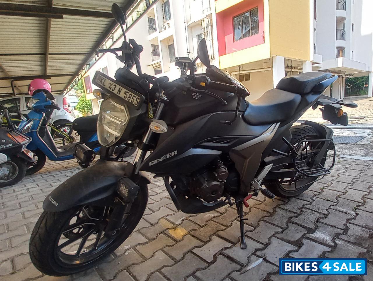 Suzuki Gixxer 250 BS6