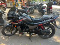 Black Hero Karizma R