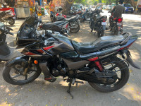 Black Hero Karizma R