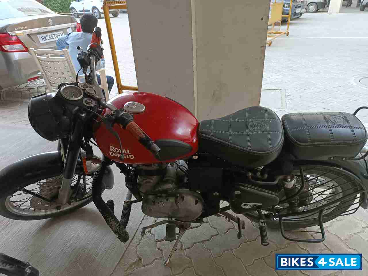 Royal Enfield Classic 350 Redditch Red