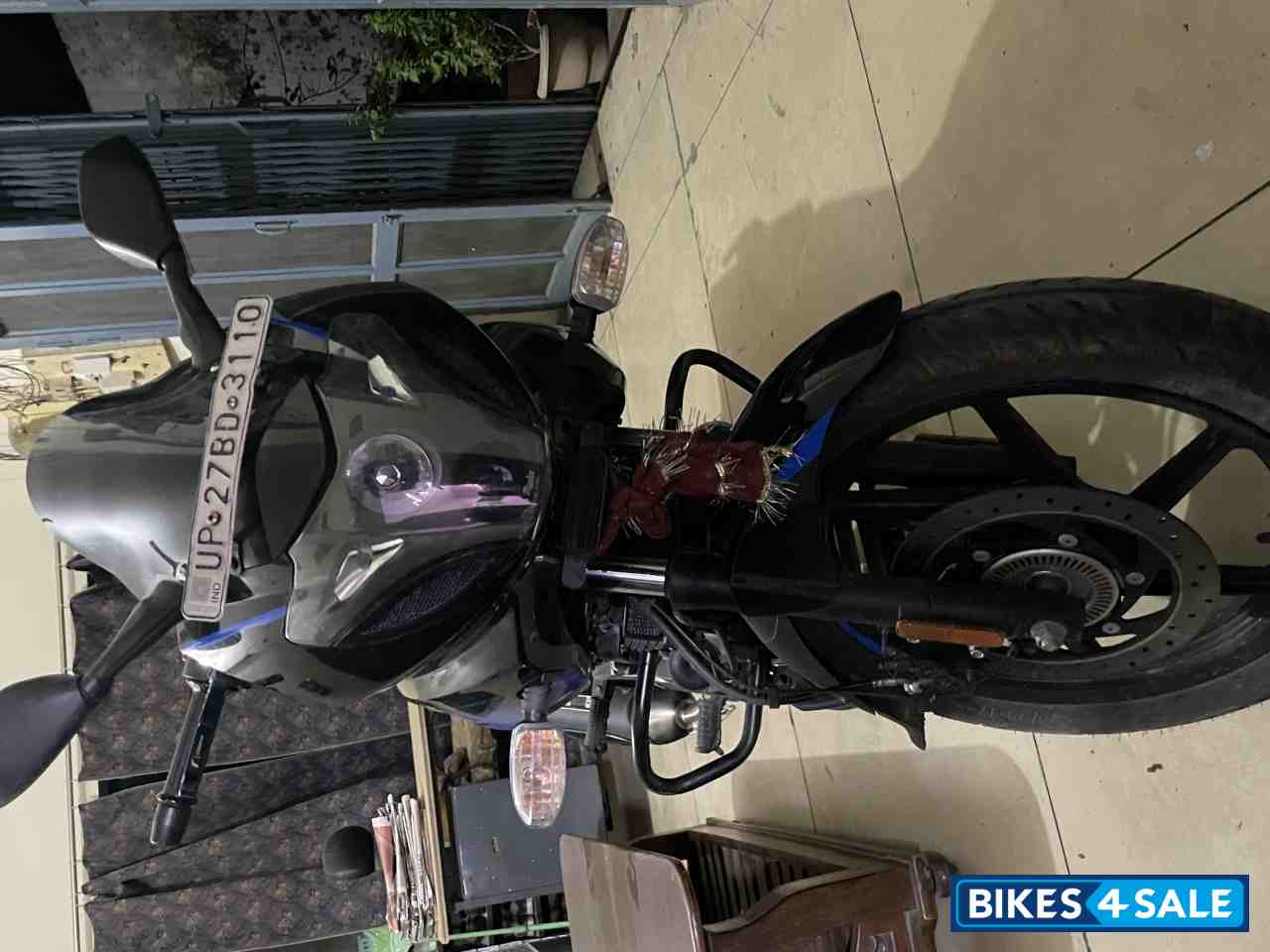 Ebony Black And Blue Bajaj Pulsar 220F BS6