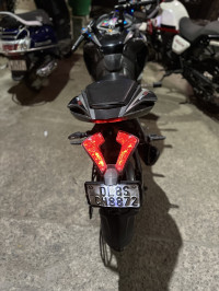 Bajaj Pulsar RS 200 ABS