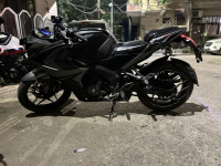 Bajaj Pulsar RS 200 ABS
