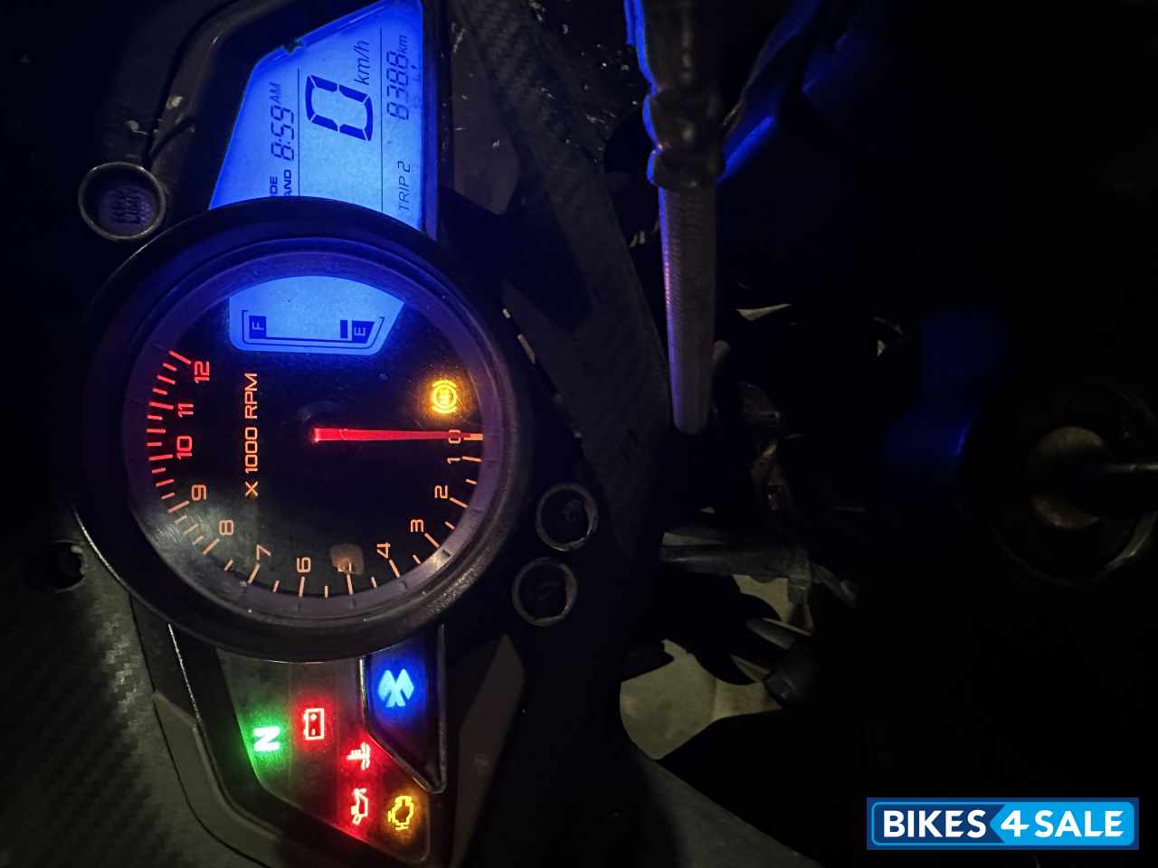 Bajaj Pulsar RS 200 ABS