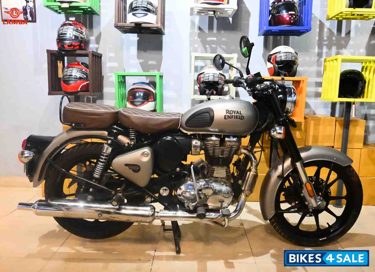 Royal Enfield Classic Gunmetal Grey Royal Enfield Classic Gunmetal Grey