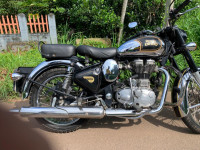 Black Royal Enfield Classic Chrome
