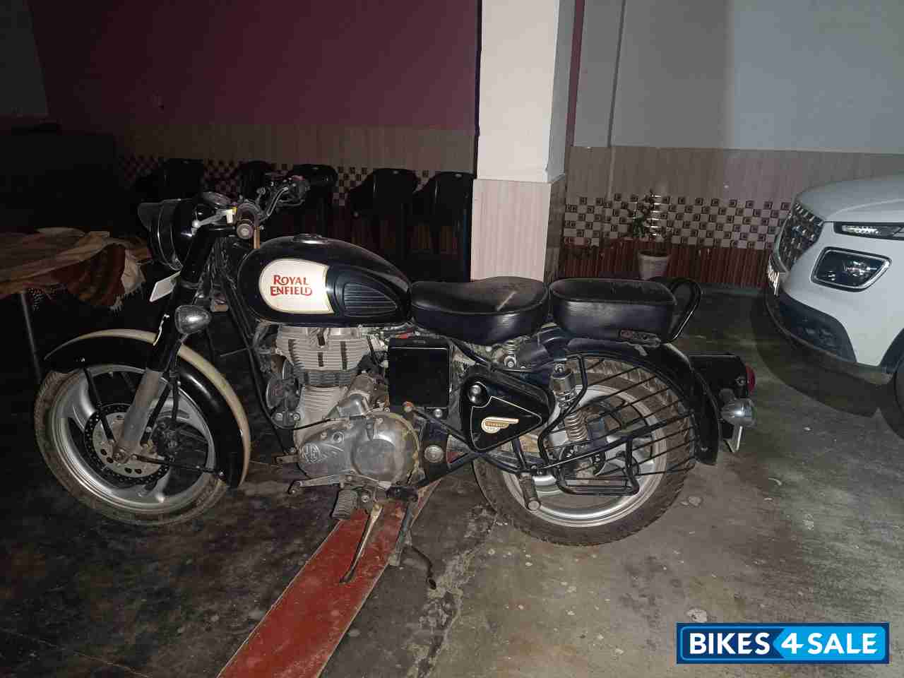 Royal Enfield Classic 500