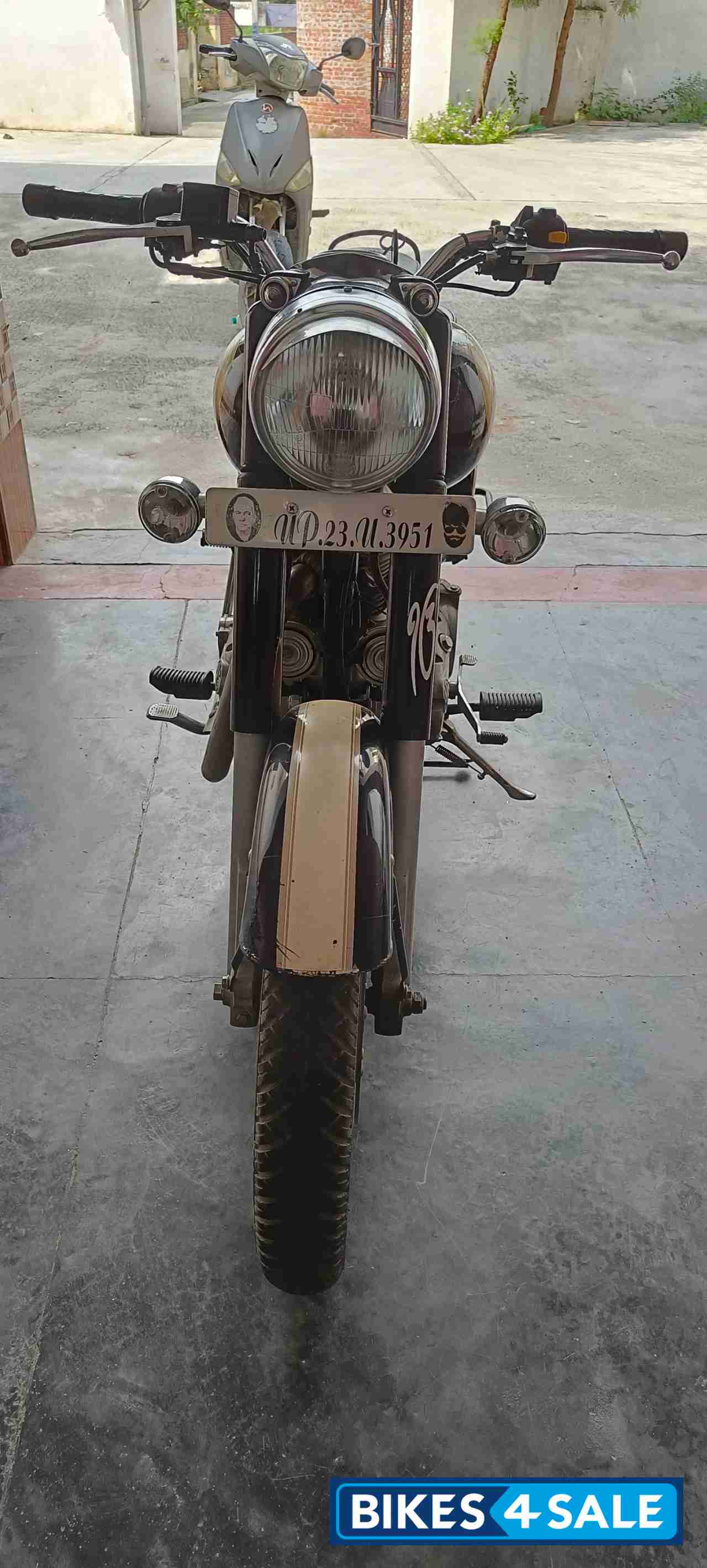 Royal Enfield Classic 500