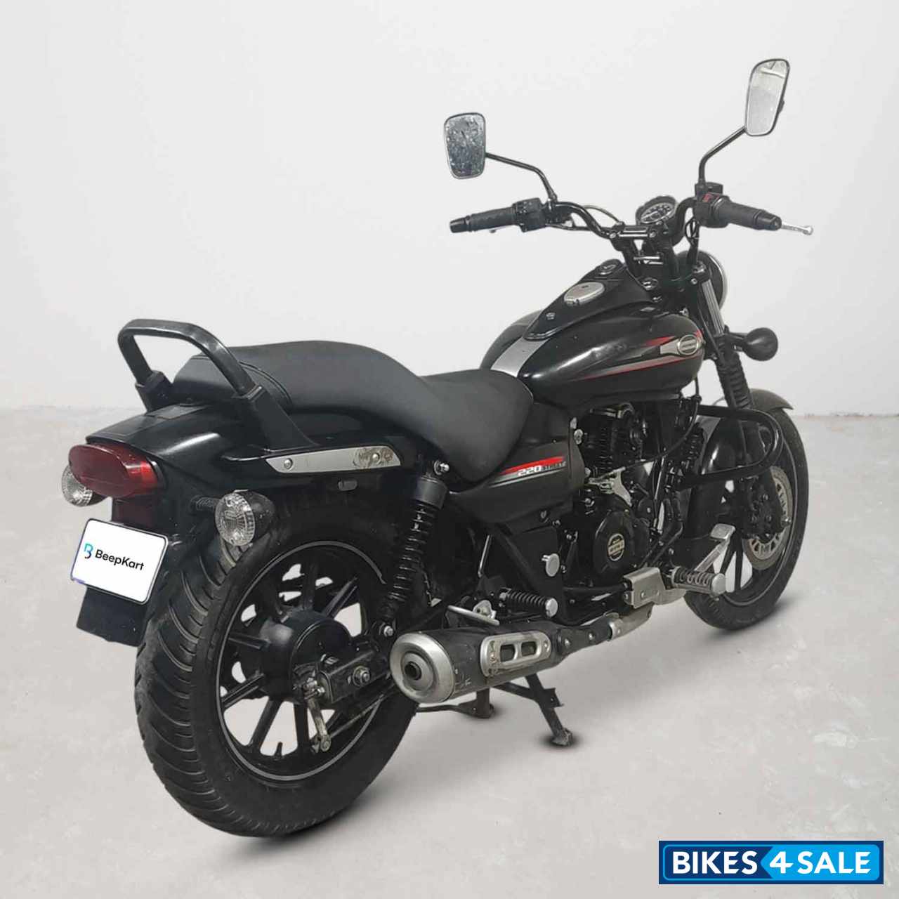Bajaj Avenger Street 220