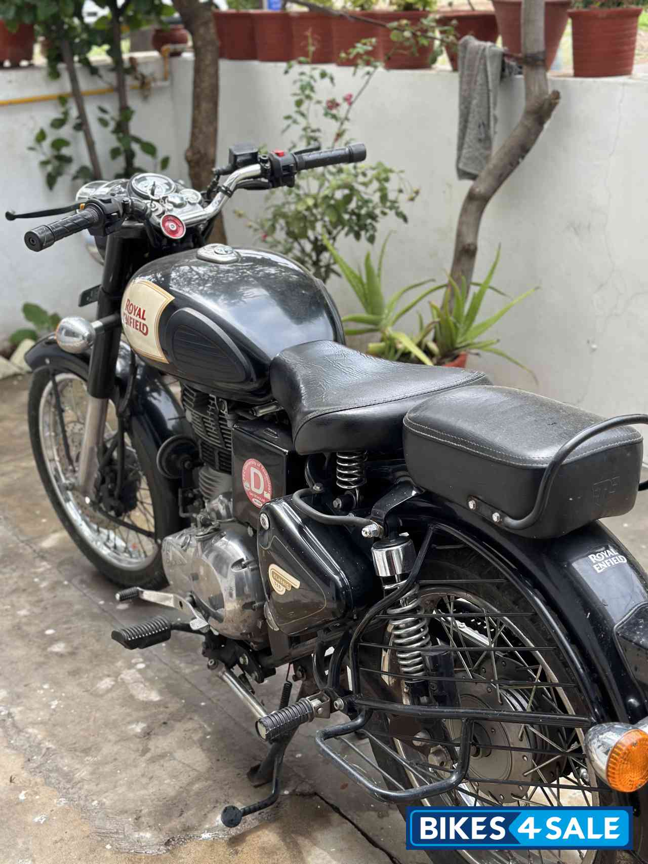 Royal Enfield Classic 350