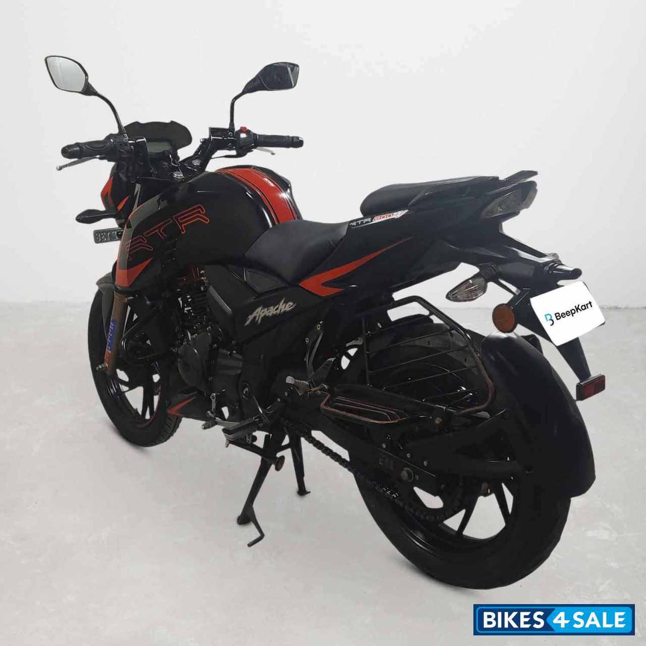 TVS Apache RTR 200 4V