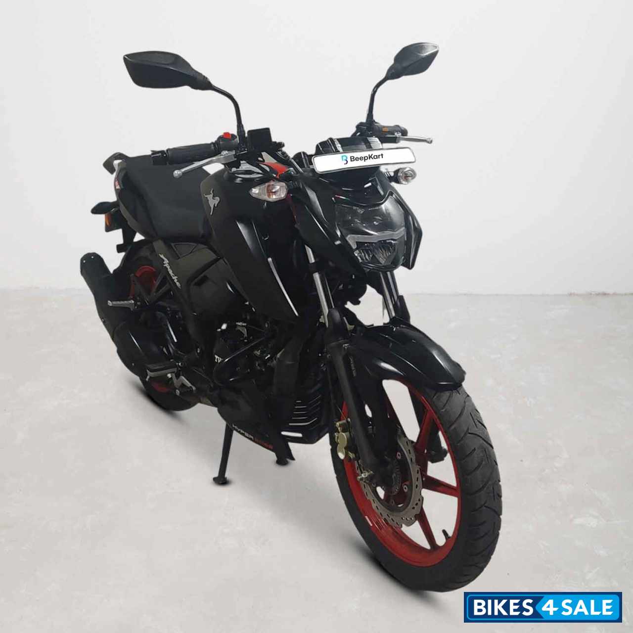 TVS Apache RTR 160 4V