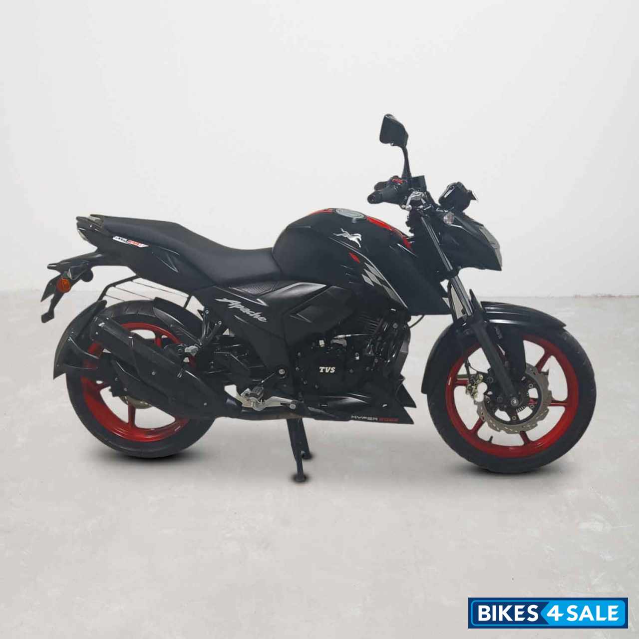 TVS Apache RTR 160 4V