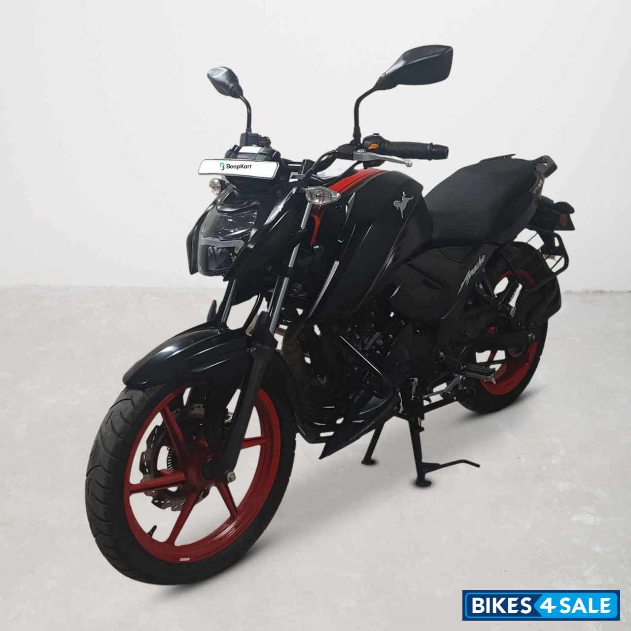TVS Apache RTR 160 4V