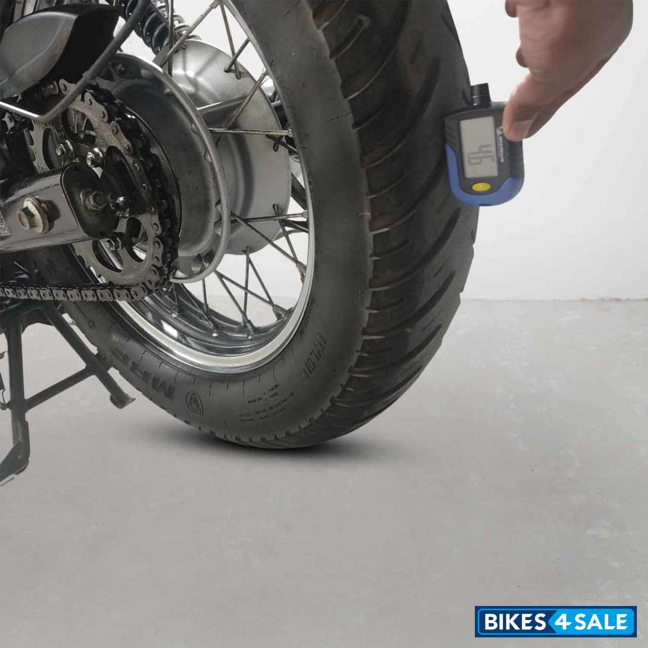 Bajaj Avenger Cruise 220