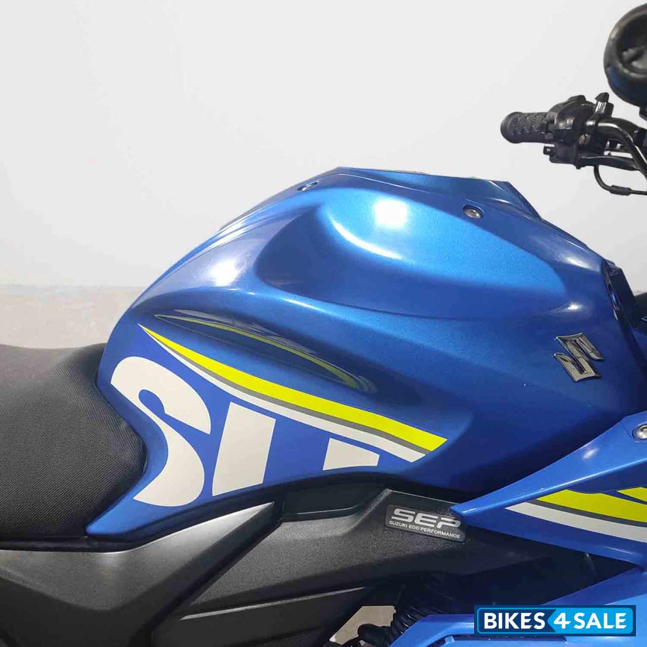 Suzuki Gixxer SF