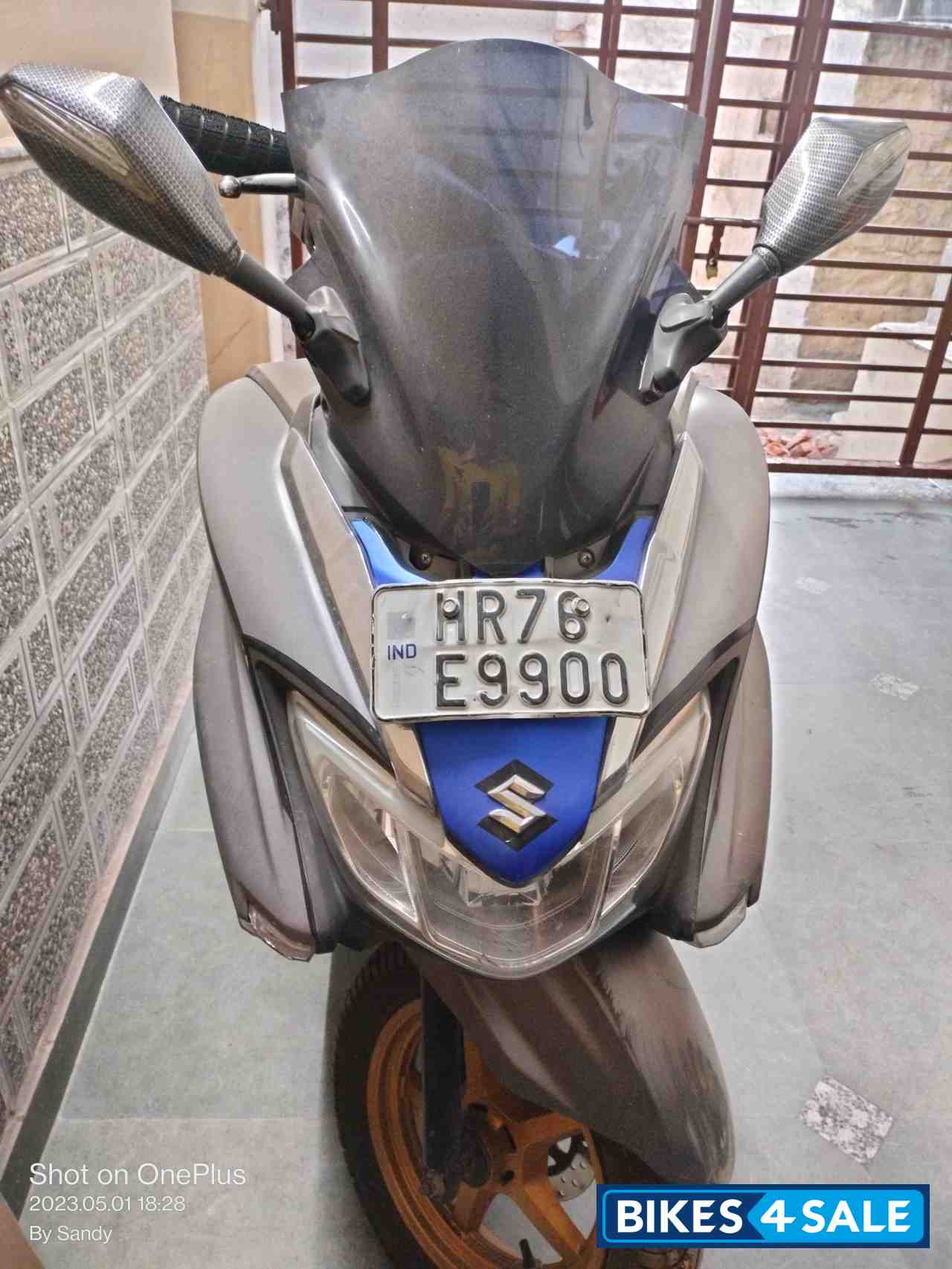 Grey Suzuki Burgman Street Grey Suzuki Burgman Street