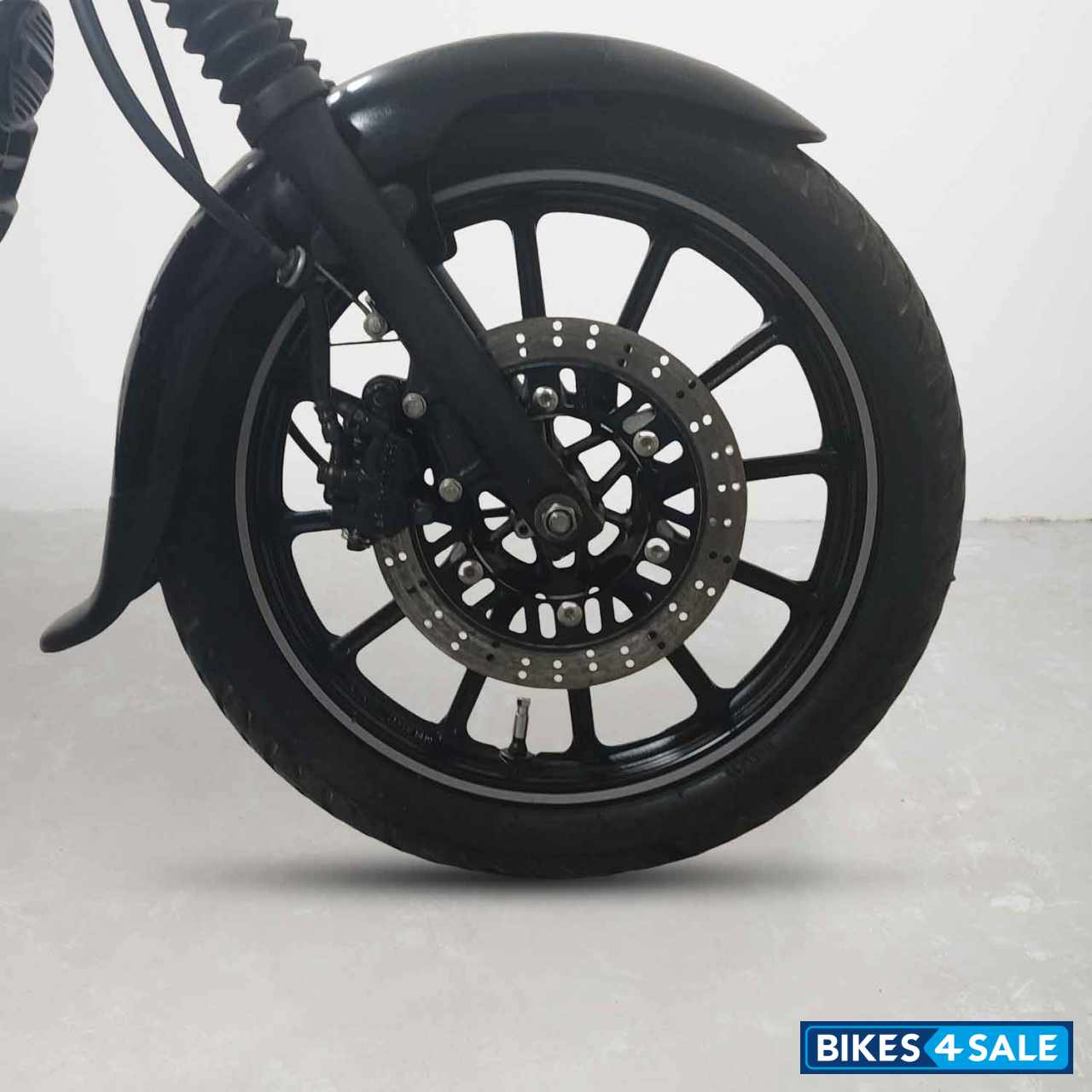 Bajaj Avenger Street 220