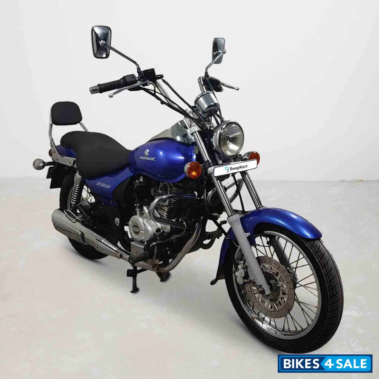 Bajaj Avenger 180 DTS-i