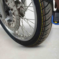 Bajaj Avenger 180 DTS-i