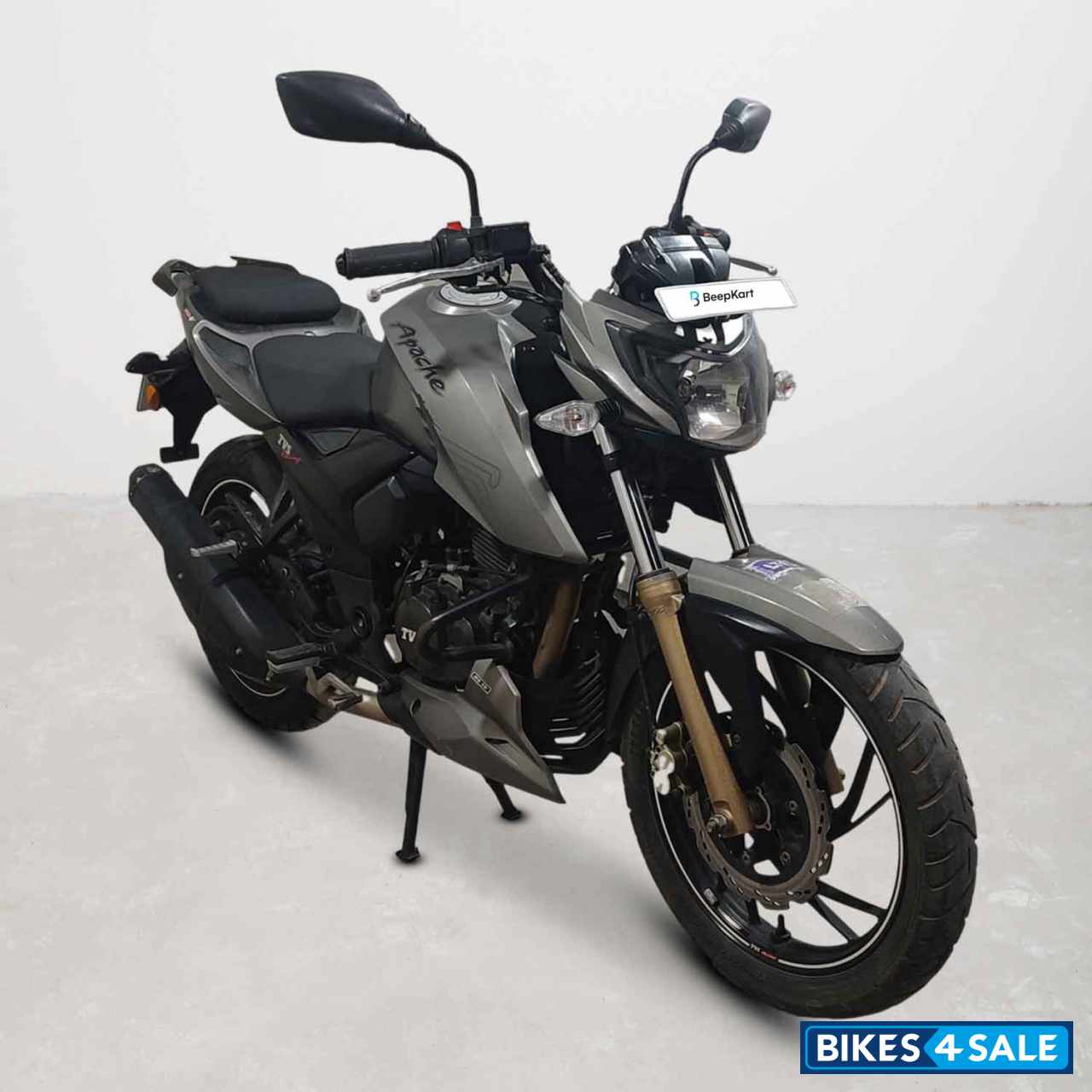 TVS Apache RTR 200 4V