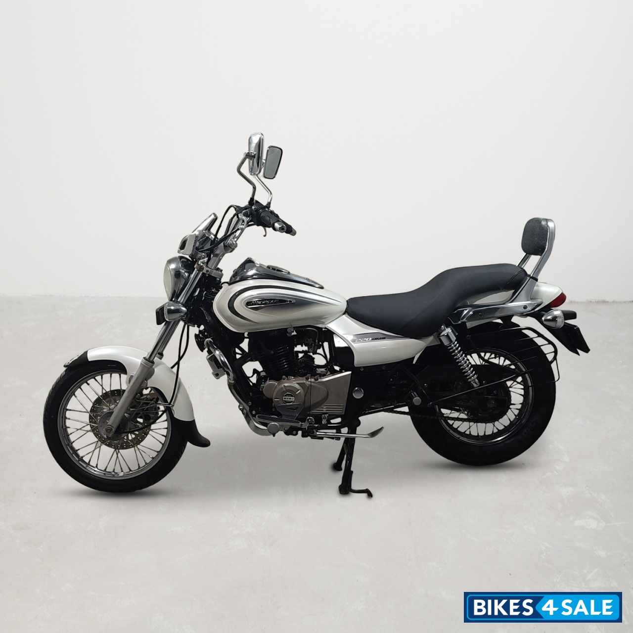 Bajaj Avenger Cruise 220