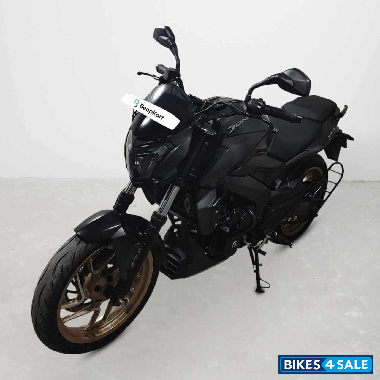 Bajaj Dominar 400