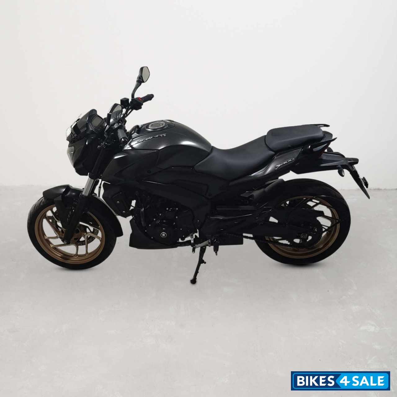 Bajaj Dominar 400