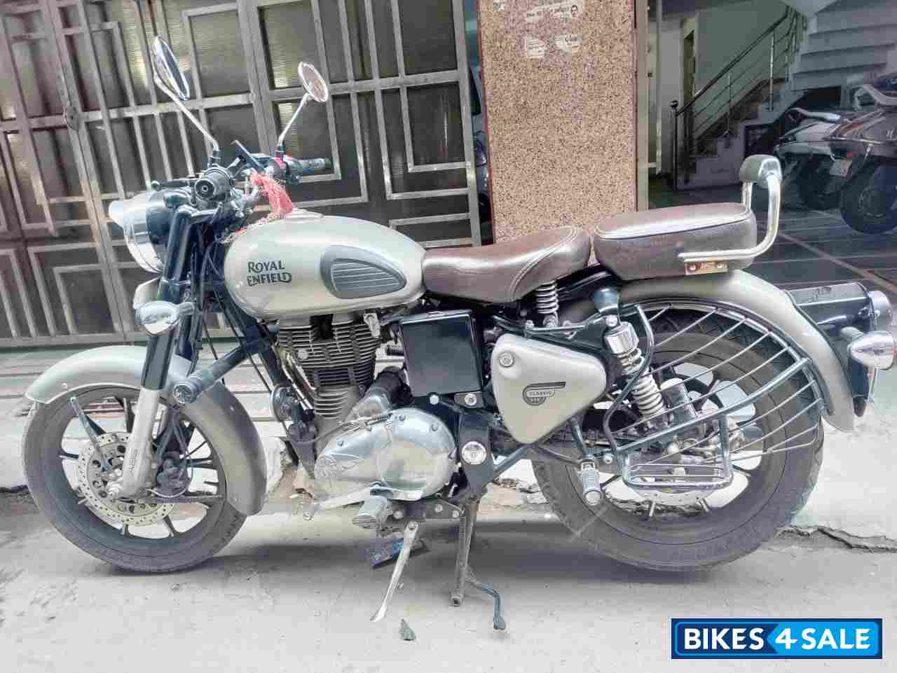 Royal Enfield Classic 350