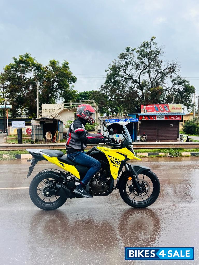 Suzuki V-Strom 250